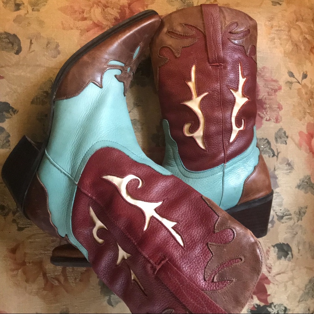 Women’s Boots